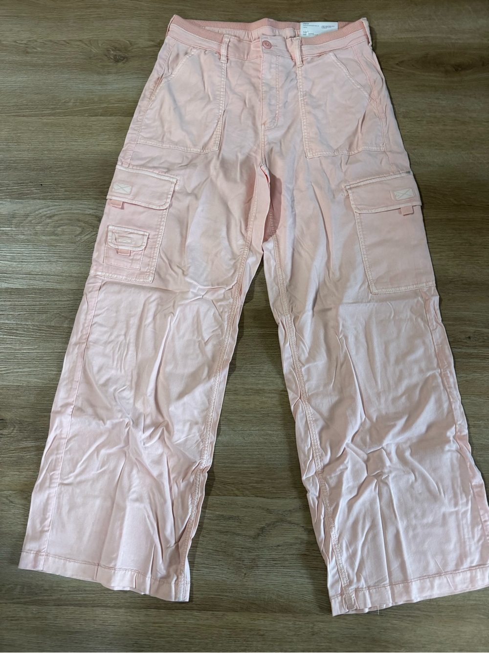 American Eagle Outfitters Pale Pink Wide-Leg Cargo Pants